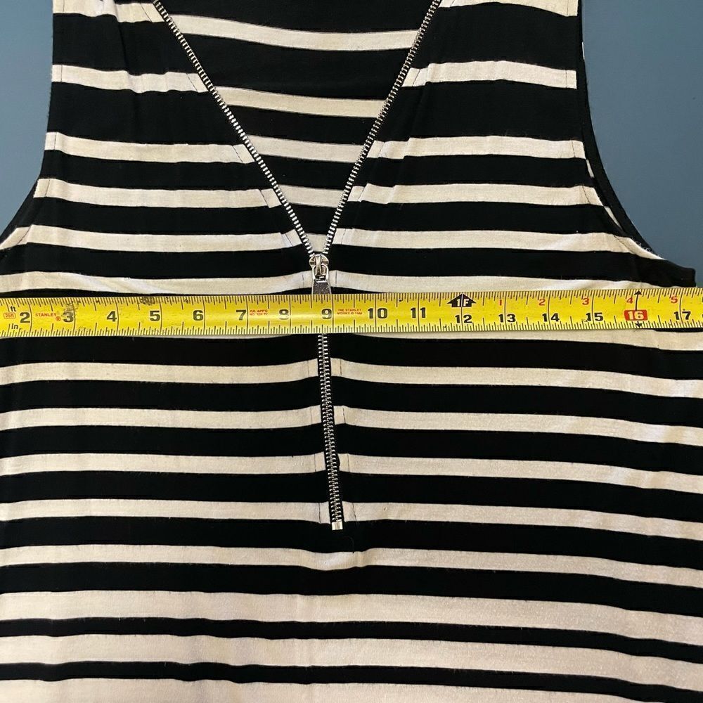 Striped Tank - Picture 5 of 5